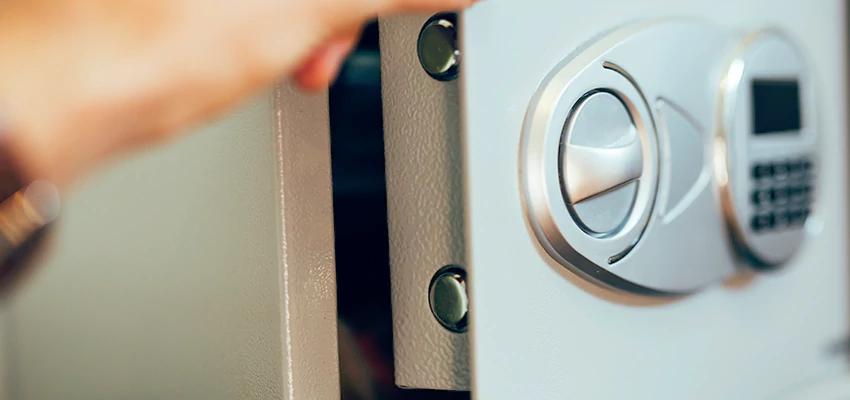 Fingerprint Safe Openers in Chowchilla, CA