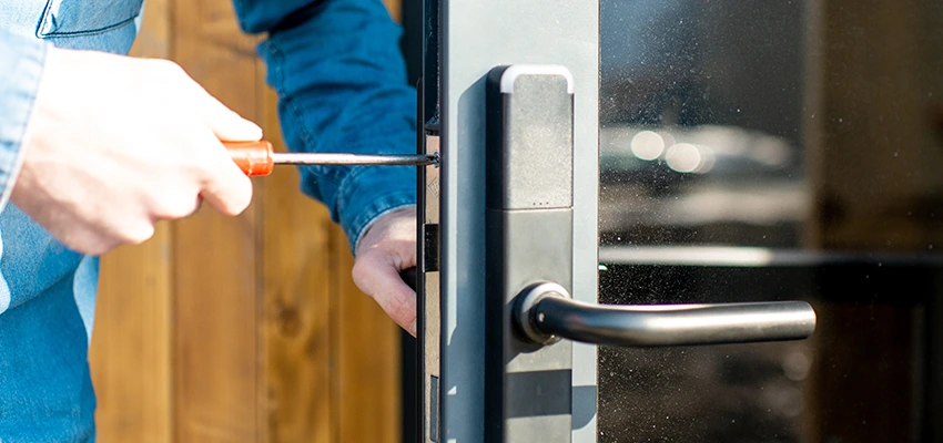 Aluminium Door Lock Replacement in Chowchilla, California