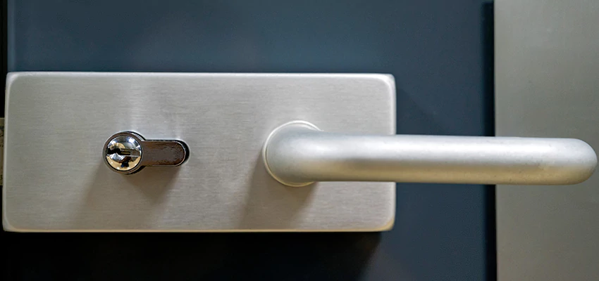 Change Patio Door Locks in Chowchilla, California