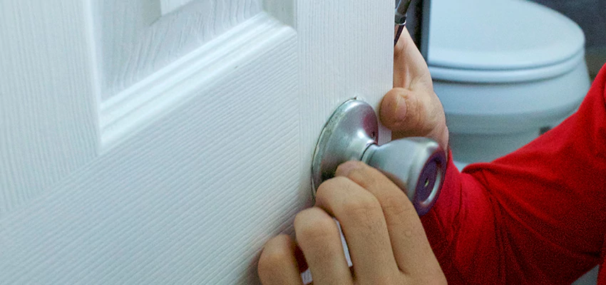 Vintage Door Knob Replacement in Chowchilla, CA